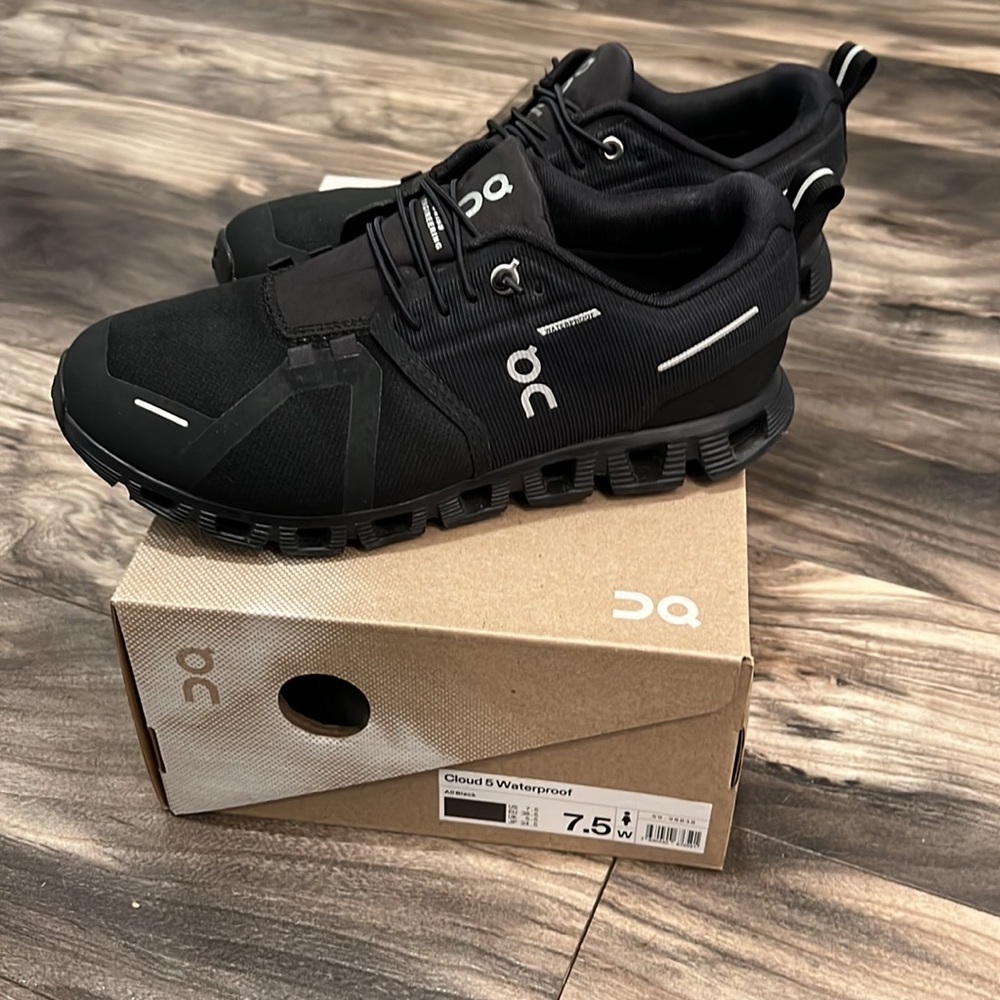 ON | Cloud 5 Waterproof